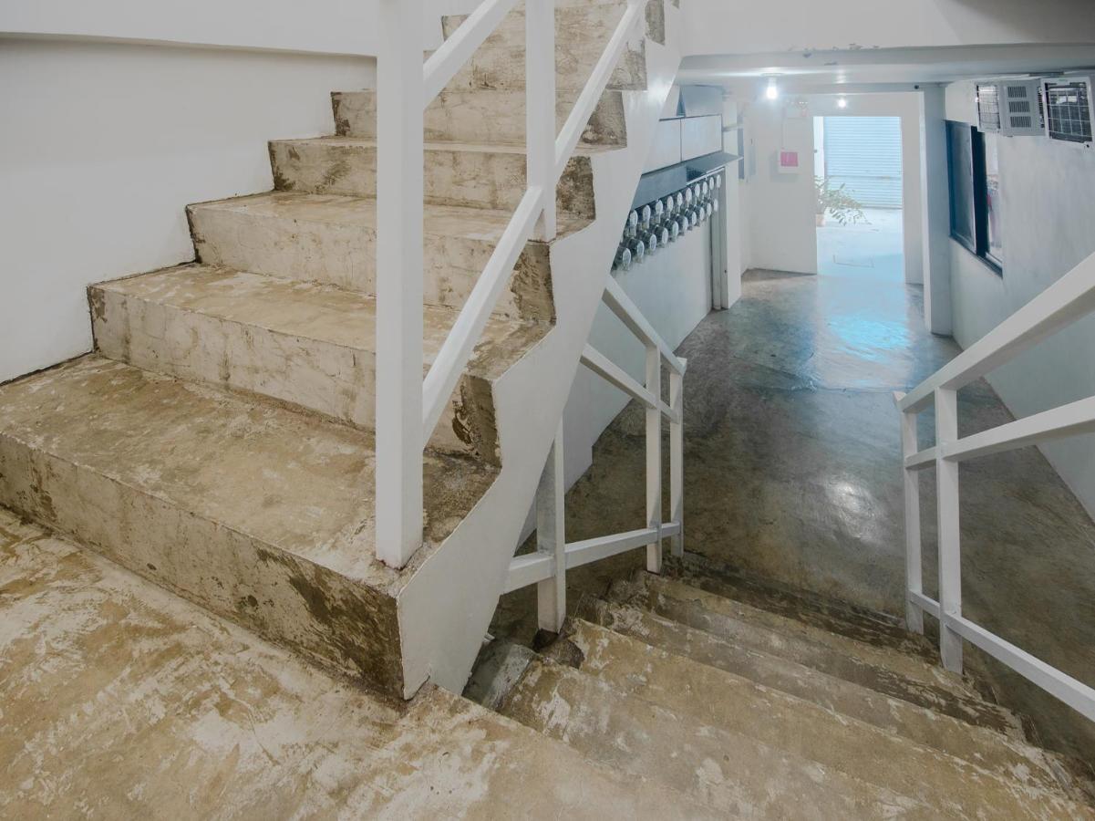 Gplace Hotel Себу Экстерьер фото